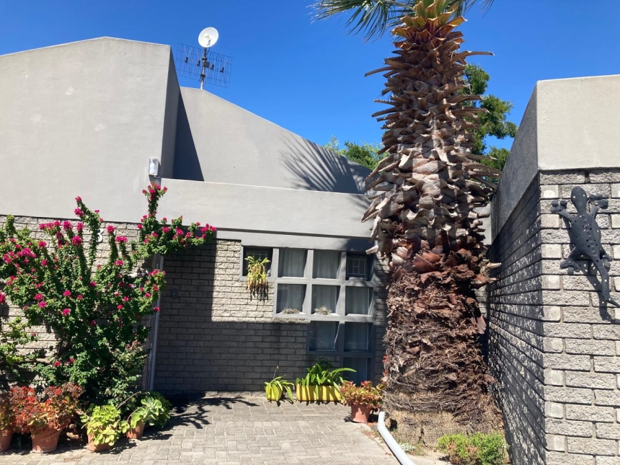 2 Bedroom Property for Sale in Bonnie Brae Western Cape